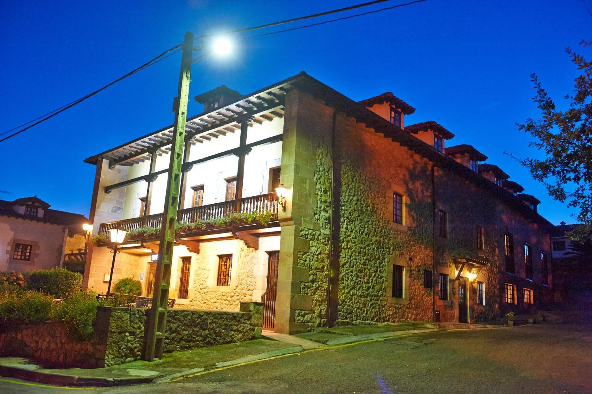 Hotel Los Angeles Santillana del Mar Eksteriør bilde
