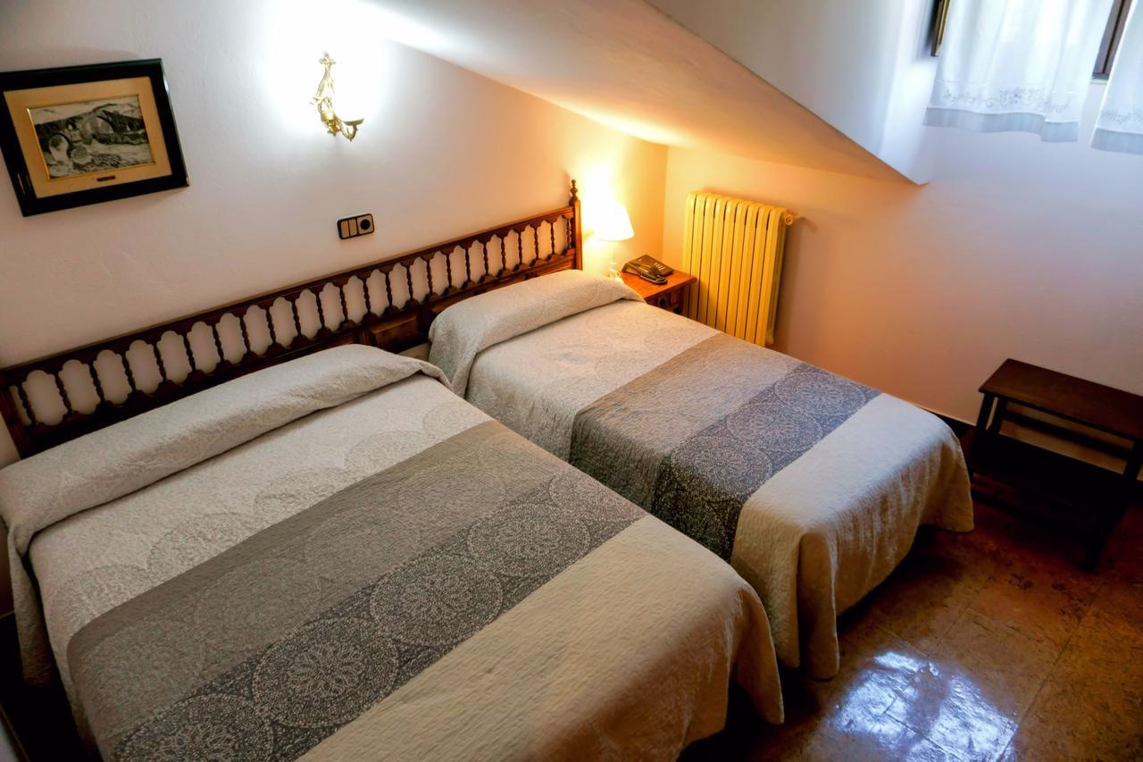 Hotel Los Angeles Santillana del Mar Eksteriør bilde