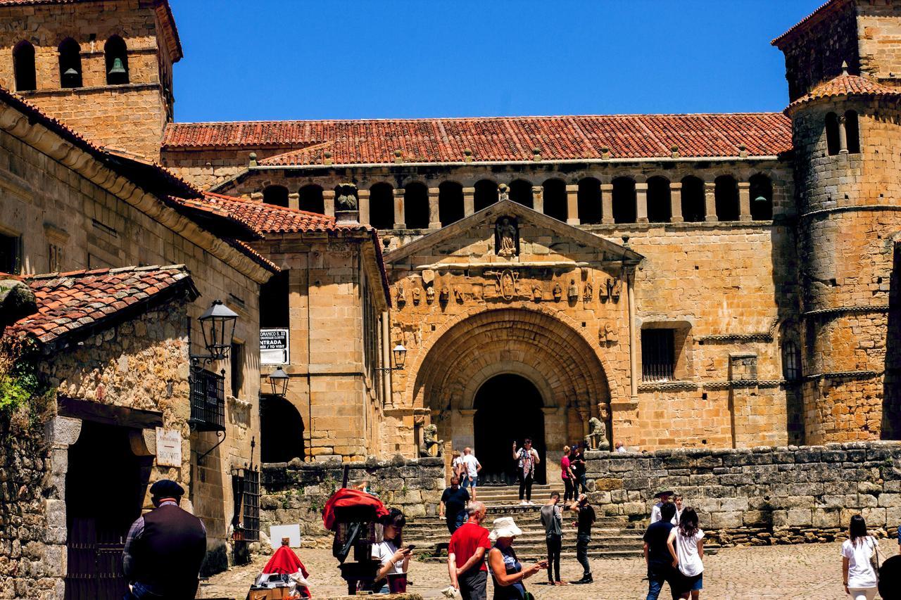 Hotel Los Angeles Santillana del Mar Eksteriør bilde